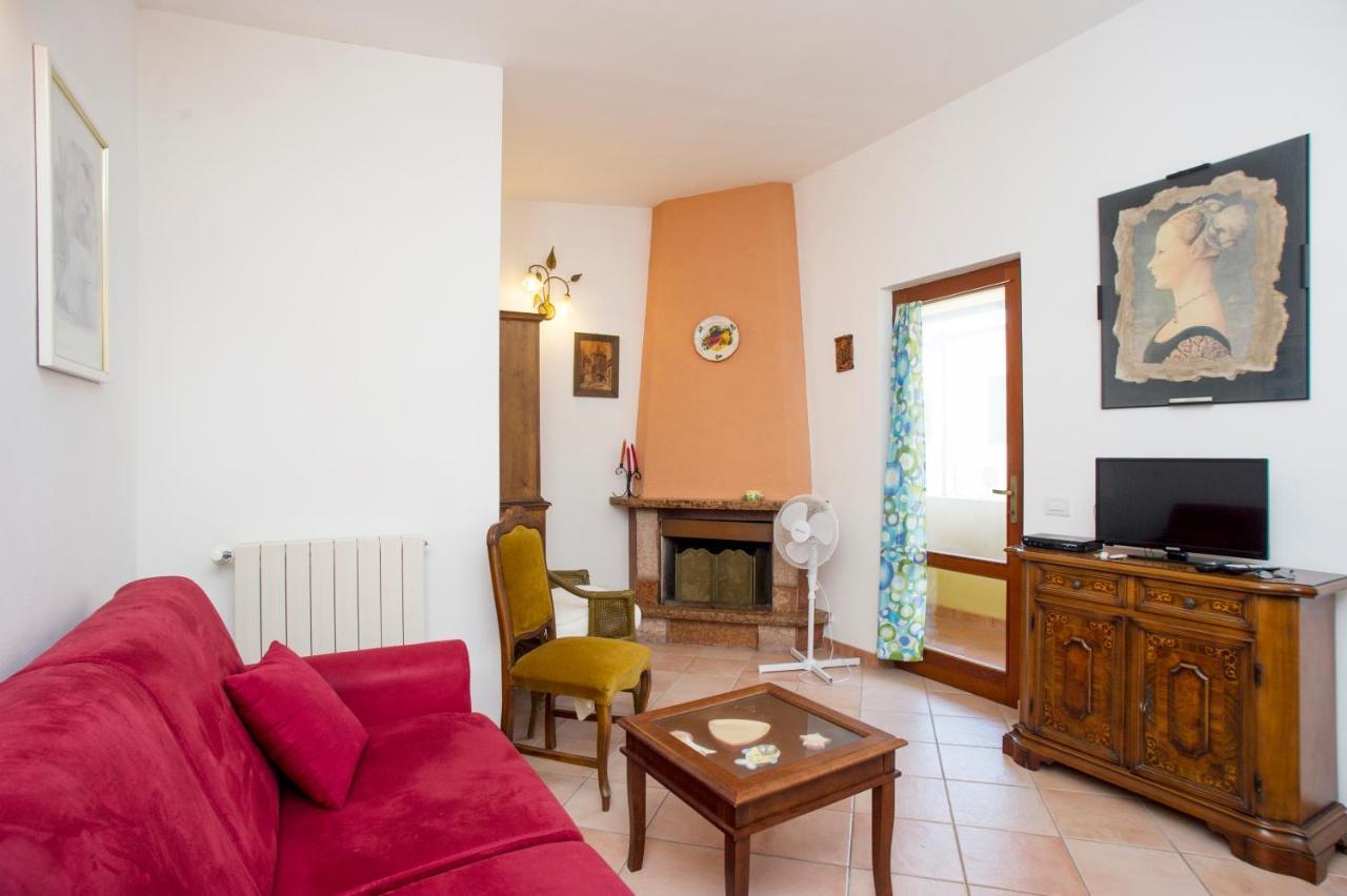 פרוצ'ו Appartamento In Via Del Mare A Procchio מראה חיצוני תמונה